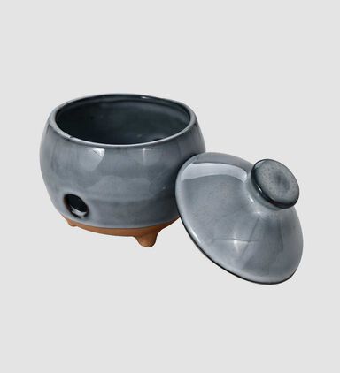 Nomad Pottery Garlic Keeper