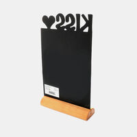 Kiss Table Chalkboard