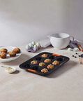 Le Creuset 12 Cup Bun Tray, Black, 34-cm, Packshot View