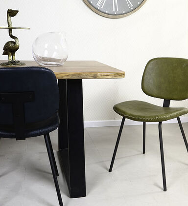 Wide Back Mappo Chair