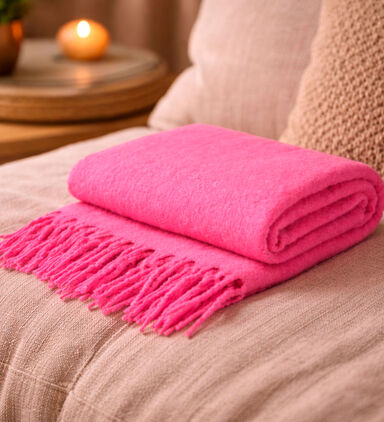 Home Deco and More Plaid Woven Rectangular-shaped Throw, Pink, Packshot View