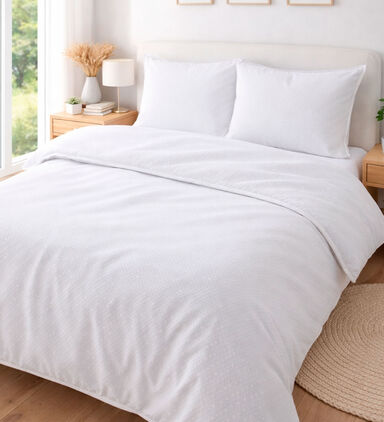Home Deco and More Single Cotton Sateen Combed Microcheck Duvet Cover 4-piece Set, White, 120x200-cm, Packshot View