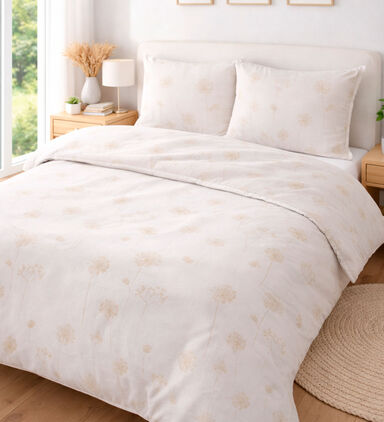 Home Deco and More Single Polycotton Country Meadow Reverse Duvet Cover 4-piece Set, Multicolor, 200x200-cm, Packshot View