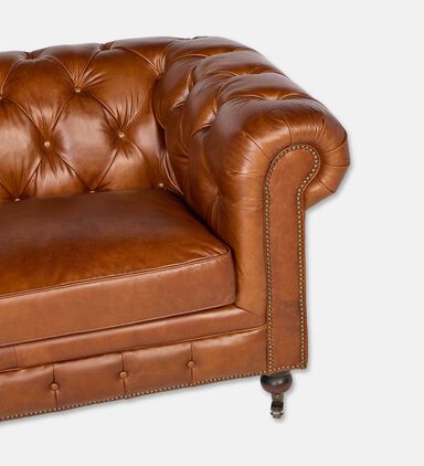 Home Deco and More Chesterfield Sheffield Sofa, Packshot View