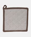 Quilted Contrasted Border Pot Holder